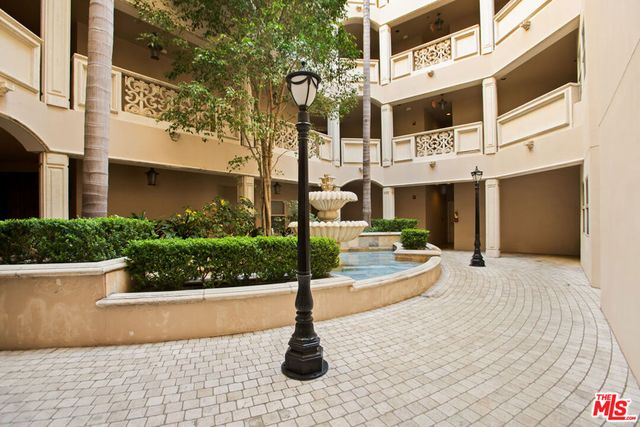 850 N Croft Avenue 104, Los Angeles, CA 90069