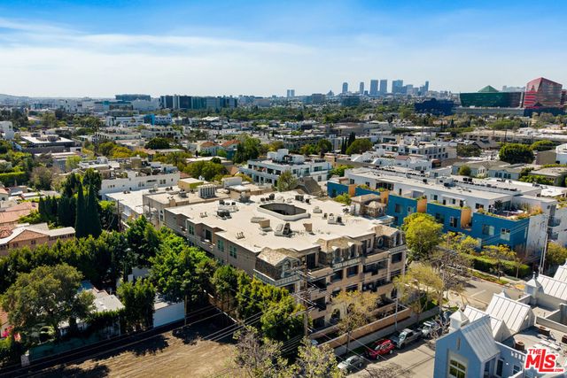 850 N Croft Avenue 104, Los Angeles, CA 90069