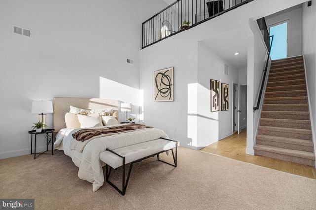 329 N GILMOR ST, Baltimore, MD 21223