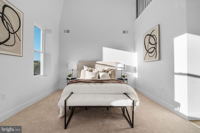 329 N GILMOR ST, Baltimore, MD 21223