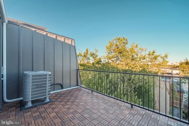 329 N GILMOR ST, Baltimore, MD 21223