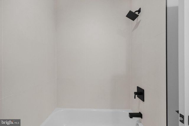 329 N GILMOR ST, Baltimore, MD 21223