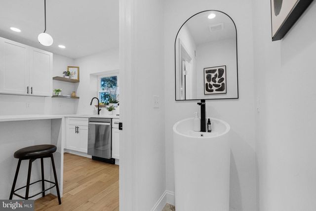 329 N GILMOR ST, Baltimore, MD 21223