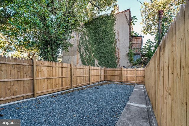 329 N GILMOR ST, Baltimore, MD 21223