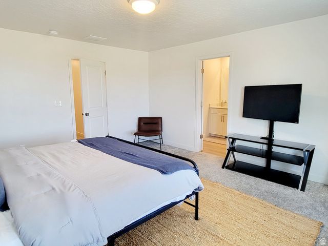 933 W SUNSPEAR DR, Saratoga Springs, UT 84045