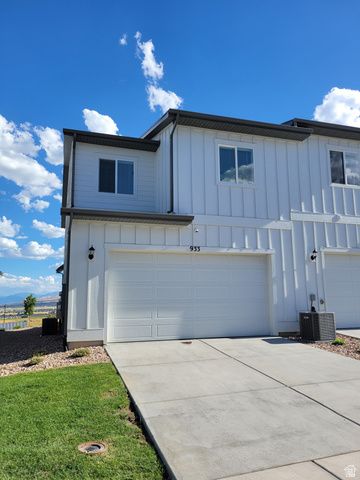 933 W SUNSPEAR DR, Saratoga Springs, UT 84045