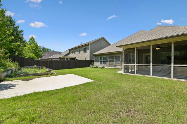 5425 Bungalow Circle, Hixson, TN 37343