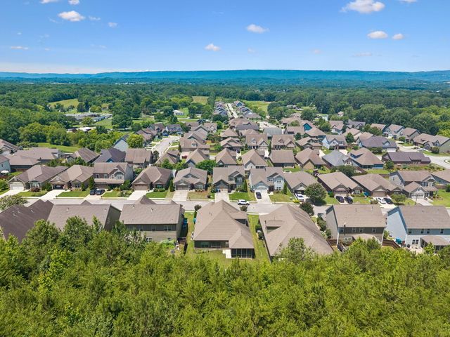 5425 Bungalow Circle, Hixson, TN 37343