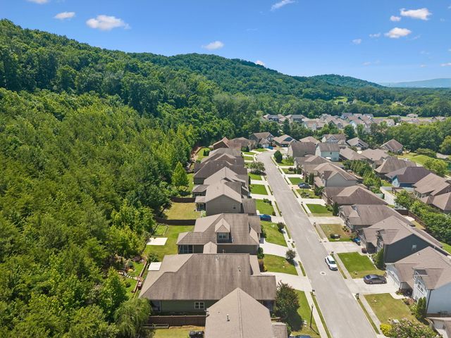 5425 Bungalow Circle, Hixson, TN 37343