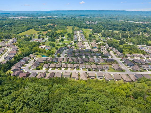 5425 Bungalow Circle, Hixson, TN 37343