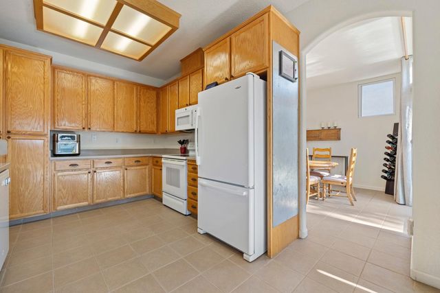 2730 Explorer Way, Turlock, CA 95382