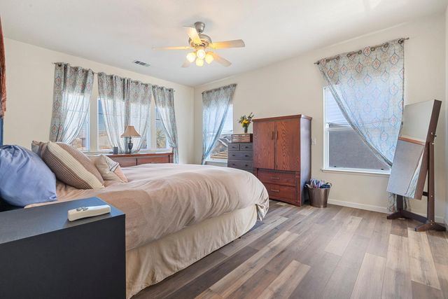 2730 Explorer Way, Turlock, CA 95382