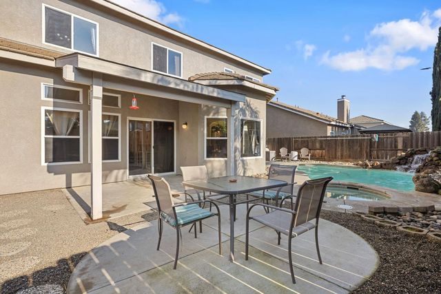 2730 Explorer Way, Turlock, CA 95382