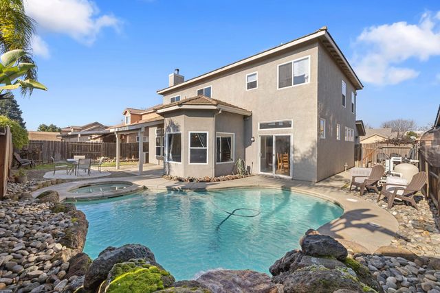 2730 Explorer Way, Turlock, CA 95382