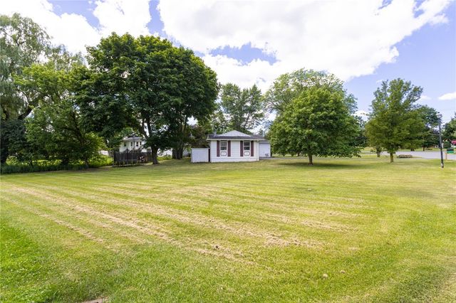 2 Tuscarora Avenue, Geneseo, NY 14454