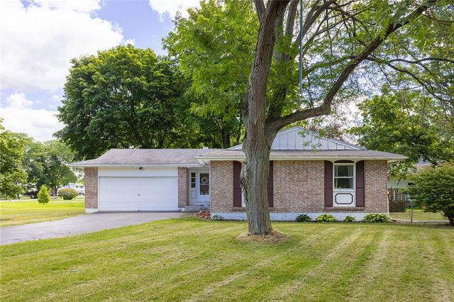 2 Tuscarora Avenue, Geneseo, NY 14454