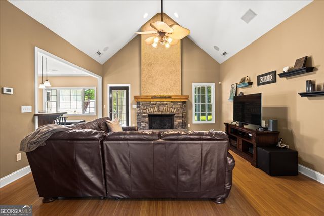 618 Deer Run, Williamson, GA 30292