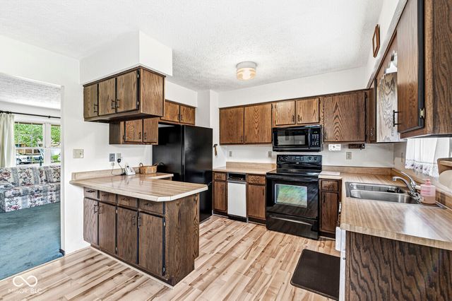 3333 Maple Ridge Court, Indianapolis, IN 46227