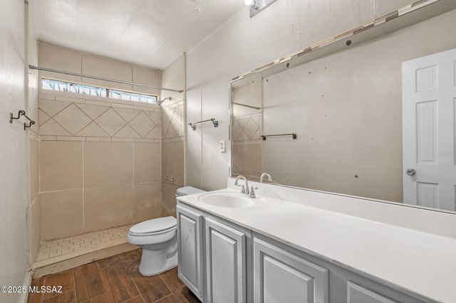 2743 N Geronimo Avenue, Tucson, AZ 85705