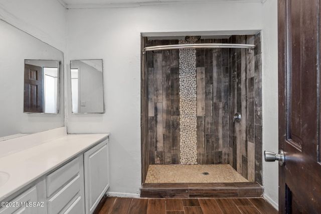 2743 N Geronimo Avenue, Tucson, AZ 85705