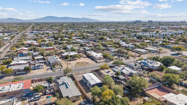 2743 N Geronimo Avenue, Tucson, AZ 85705