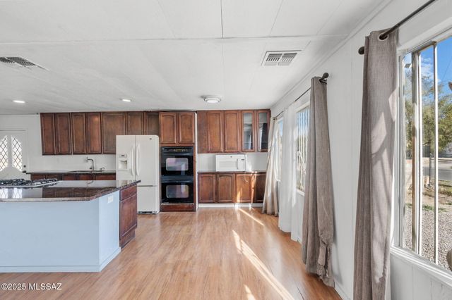 2743 N Geronimo Avenue, Tucson, AZ 85705