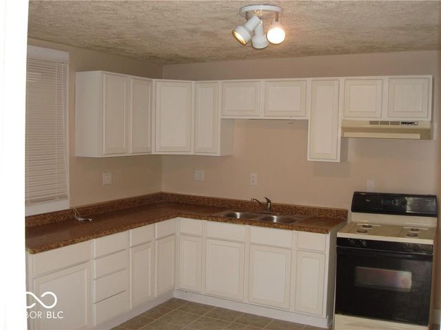 1553 W New York Street, Indianapolis, IN 46222