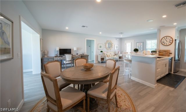 911 Heron CT, Marco Island, FL 34145