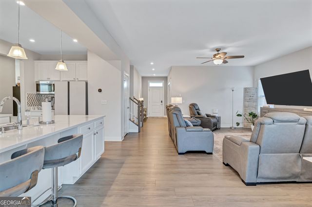 517 Daffodil Lane, Mcdonough, GA 30253