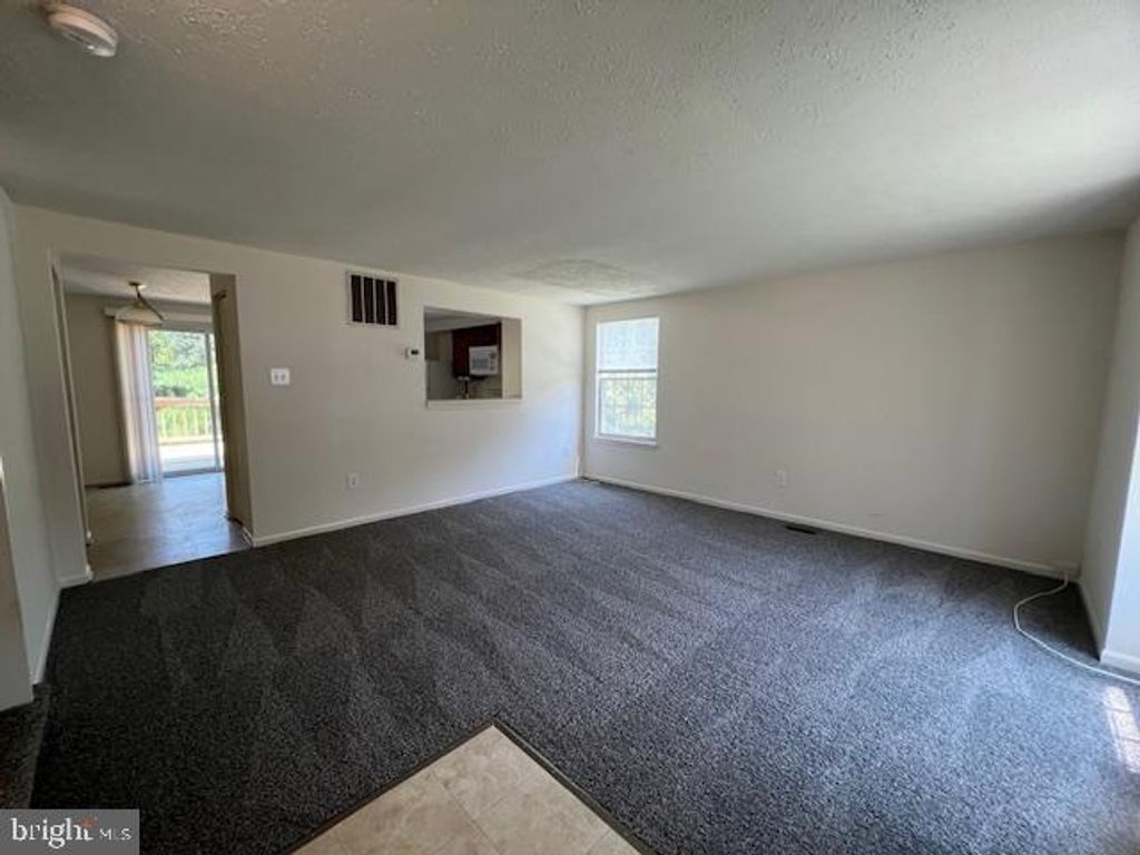 8826 CHESAPEAKE LIGHTHOUSE DR, North Beach, MD 20714