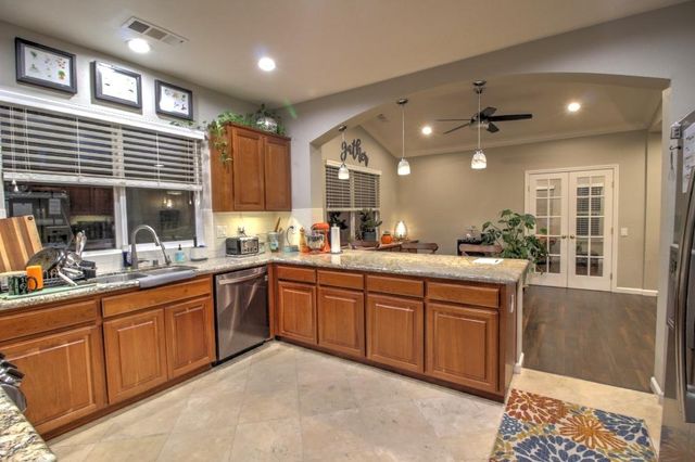 5530 Chancellor Way, Riverbank, CA 95367