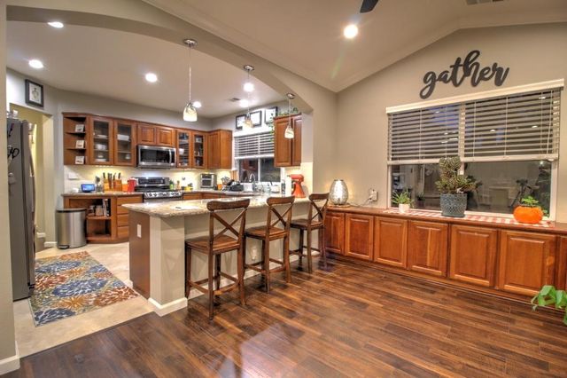 5530 Chancellor Way, Riverbank, CA 95367