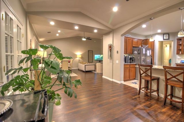 5530 Chancellor Way, Riverbank, CA 95367