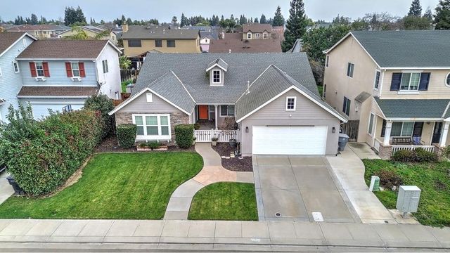 5530 Chancellor Way, Riverbank, CA 95367