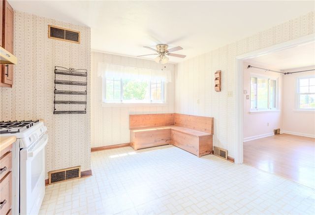629 3rd St, N Versailles, PA 15137