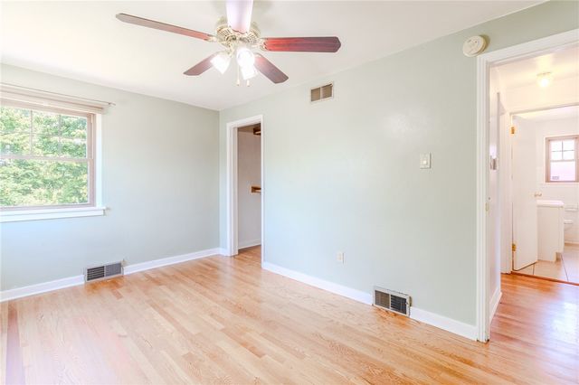 629 3rd St, N Versailles, PA 15137
