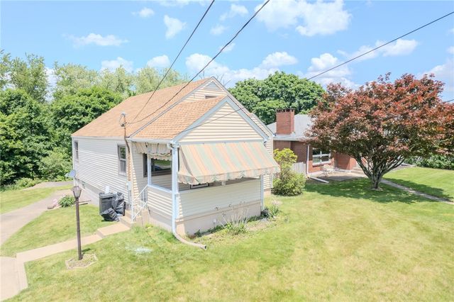 629 3rd St, N Versailles, PA 15137