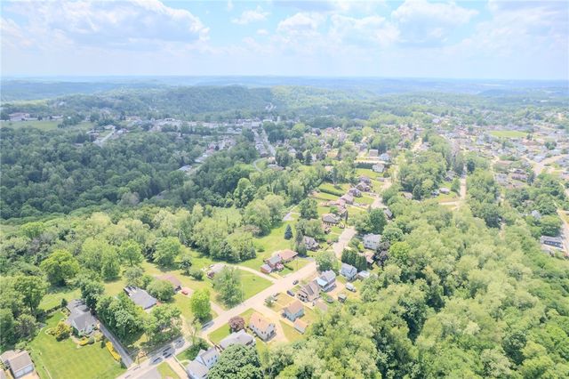 629 3rd St, N Versailles, PA 15137