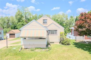 629 3rd St, N Versailles, PA 15137