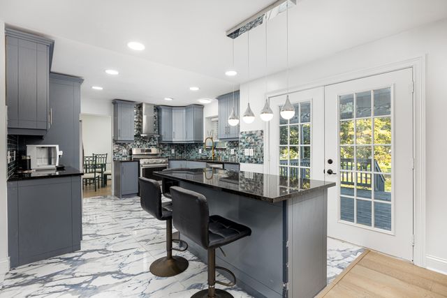 4025 Rolling Meadow Lane, Ypsilanti, MI 48197