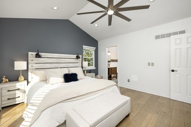 4025 Rolling Meadow Lane, Ypsilanti, MI 48197