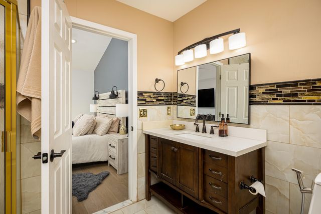 4025 Rolling Meadow Lane, Ypsilanti, MI 48197