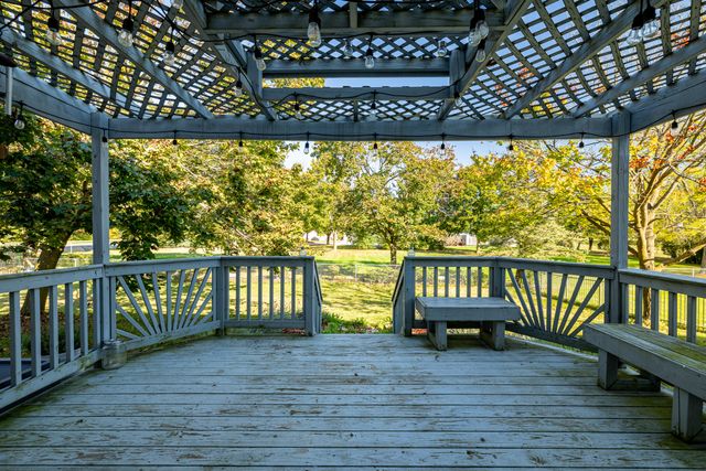 4025 Rolling Meadow Lane, Ypsilanti, MI 48197