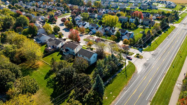 4025 Rolling Meadow Lane, Ypsilanti, MI 48197