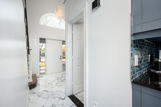 4025 Rolling Meadow Lane, Ypsilanti, MI 48197