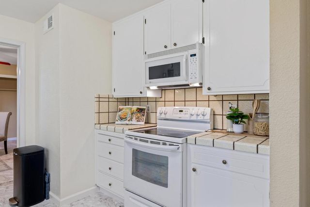 748 Melva Ave, Oakdale, CA 95361