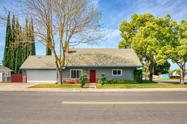 748 Melva Ave, Oakdale, CA 95361