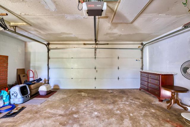 748 Melva Ave, Oakdale, CA 95361