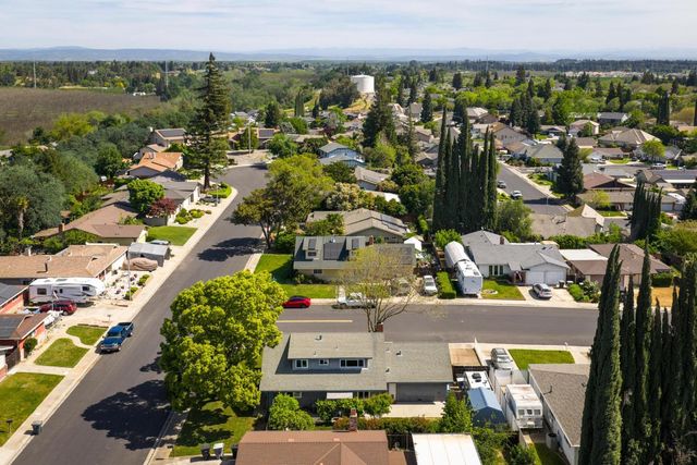 748 Melva Ave, Oakdale, CA 95361