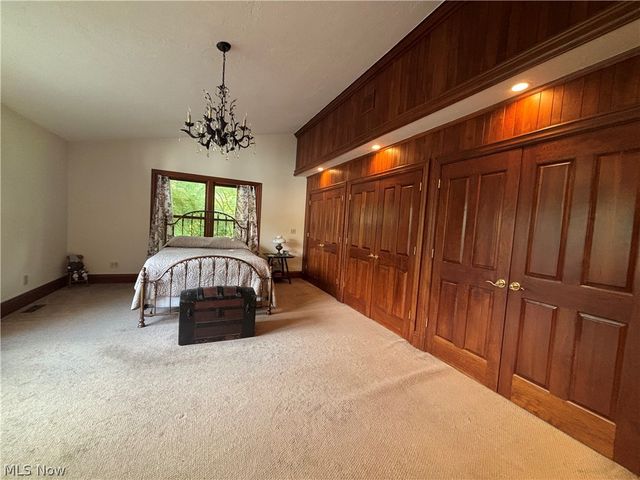 385 Cochran Road, Aurora, OH 44202